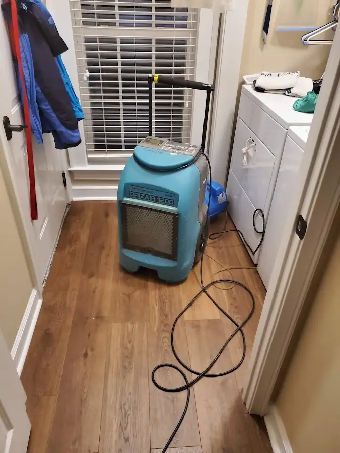 Commercial dehumidifier deployed for Flood Damage Cleanup in Corte Madera